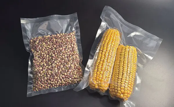 The common points and differences of vacuum packaging bags, deoxygenated packaging bags and retort packaging bags