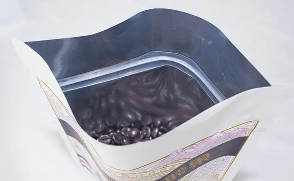 Various Sealing Zipper Designs for Food Packaging